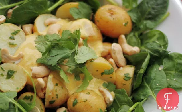 Patatas Nuevas, Yogur De Curry Y Cilantro