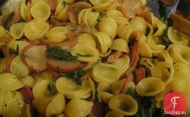 Rábanos Y Verduras Con Pasta