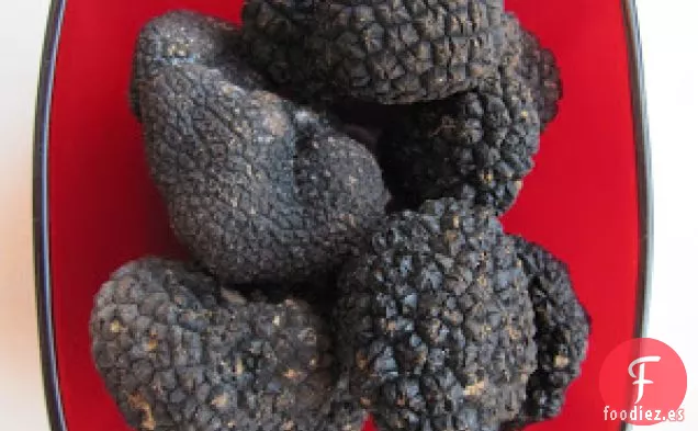 Tartines Con Rábanos Y Mantequilla De Trufa