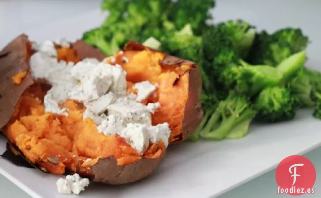 Batata Con Queso De Cabra Con Hierbas Y Verduras