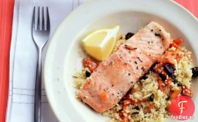 Salmón Con Cuscús Pilaf