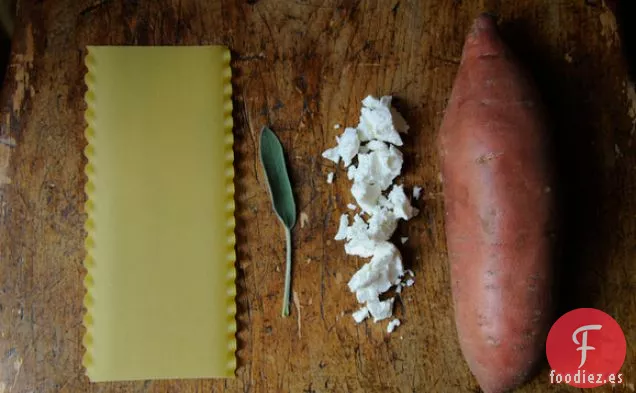 Pila de Batata, Queso De Cabra Y Pasta De Salvia