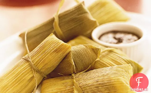 Tamales de Cerdo Desmenuzados