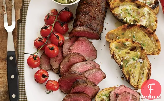 Solomillo de Ternera a la Parrilla con Mantequilla de Ancho y Jalapeño