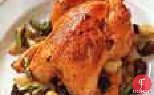 Pollo Asado con Espárragos, Múrgula y Cebolla Perlada Ragoût