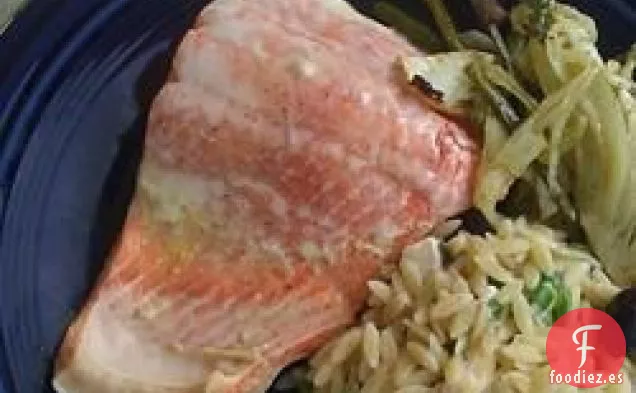 Salmón Escalfado Eneldo