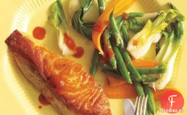 Salmón Con Judías Verdes Con Jengibre Y Col China