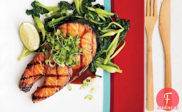 Filetes de Salmón con Glaseado de Soja y Arce
