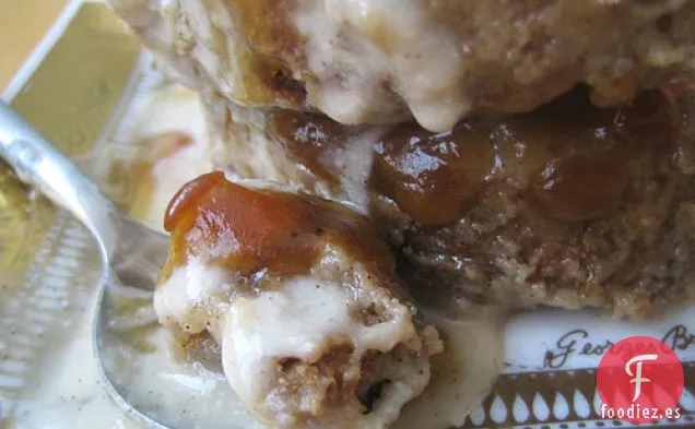 Pudín de Pan de Maná con Dátiles y Canela