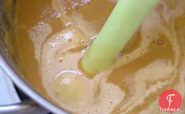 Sopa de Ñame al Curry y Lentejas Rojas