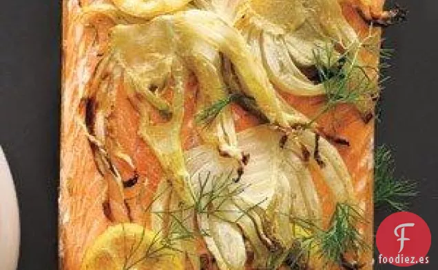 Salmón A La Plancha Con Limón E Hinojo
