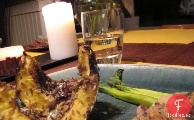 Calabaza De Bellota Asada, Cebolla Perla Y Romero
