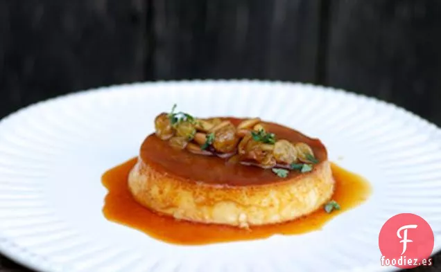 Caramelo Cremoso Con Sultanas Brandy, Piñones Y Tomillo