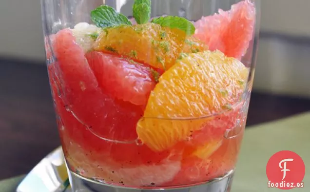 Ensalada De Cítricos Con Jarabe De Hierba De Limón