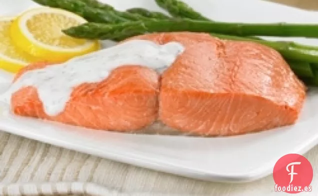 Salmón Al Horno Con Crema De Eneldo