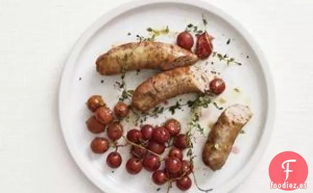 Salchichas Asadas Y Uvas