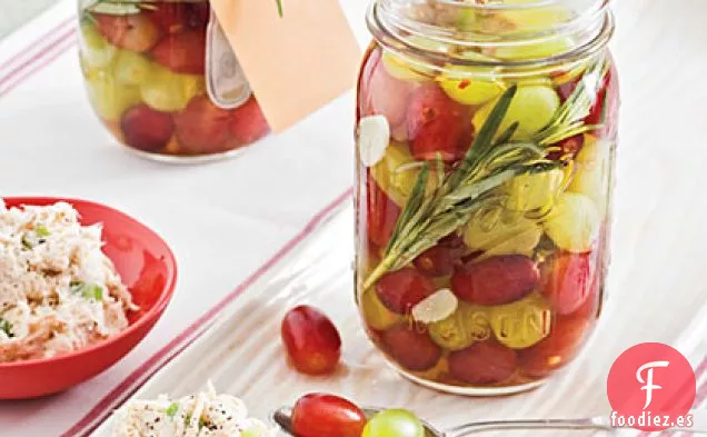 Uvas en Escabeche Con Romero y Chiles