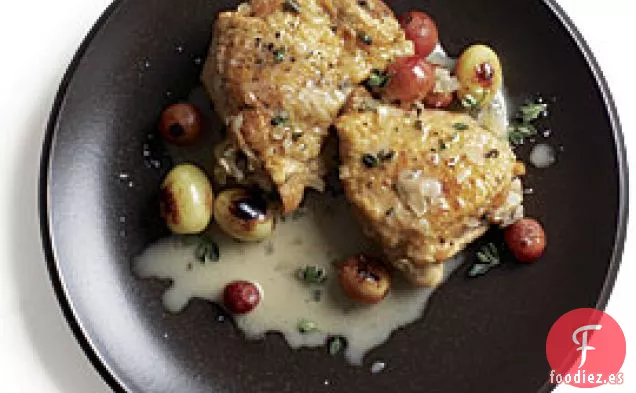 Pollo Estofado Con Gewürztraminer Y Uvas