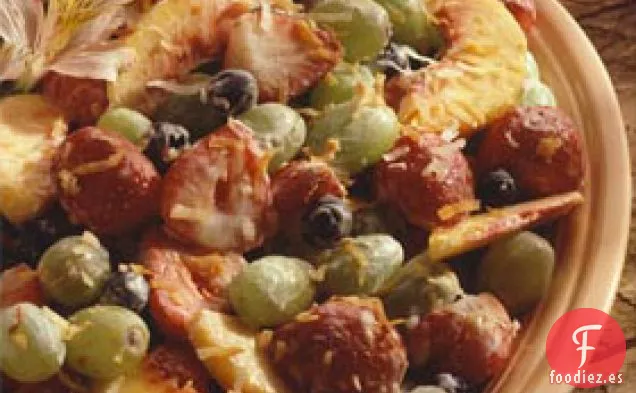 Ensalada de Frutas con Crema de Coco