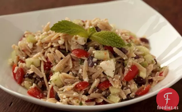 Ensalada de Orzo Griego de Trigo Integral
