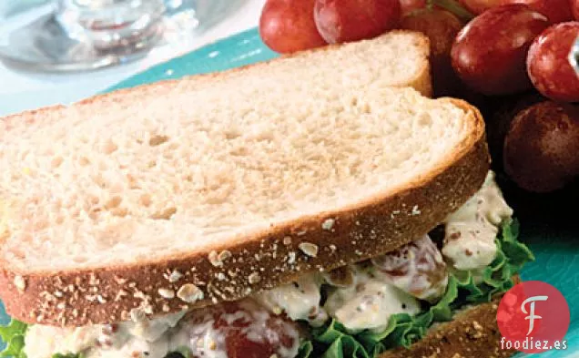 Sándwiches Caseros de Ensalada de Pollo