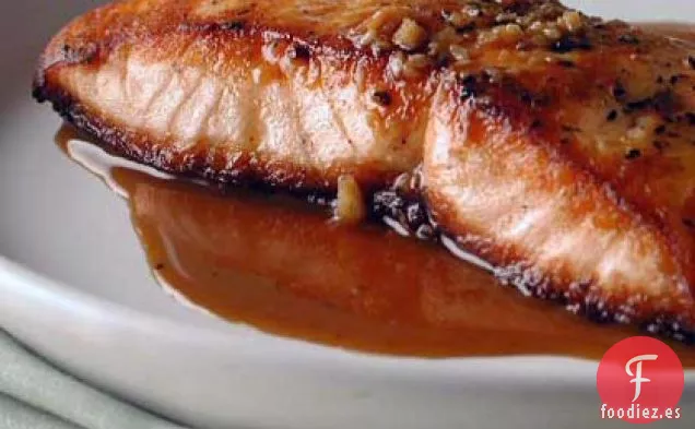 Salmón con Salsa Agridulce