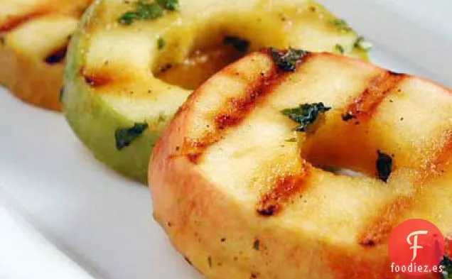 Manzanas a la Parrilla Marinadas con Menta