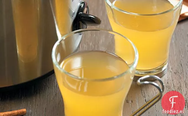 Sidra Caliente con Especias de Jengibre Caliente