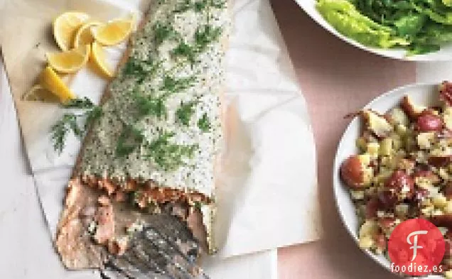 Salmón Asado Con Yogur A Base De Hierbas