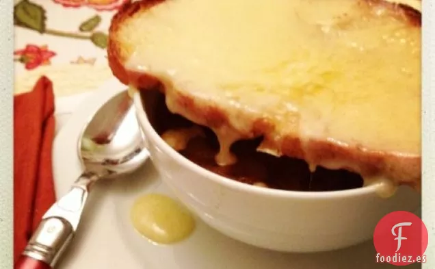 Sopa de Cebolla Francesa de Sidra de Manzana
