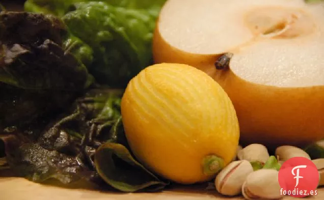 Ensalada Asiática y de Pistacho Con Receta de Vinagreta de Sidra de Manzana