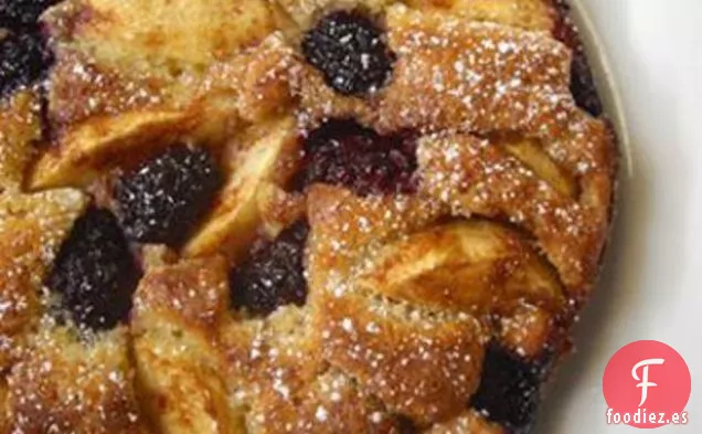 Pastel de manzana y mora