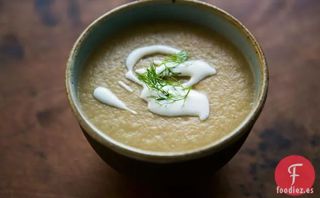 Paleta De Cerdo Asada A Fuego Lento Con Manzanas Derretidas