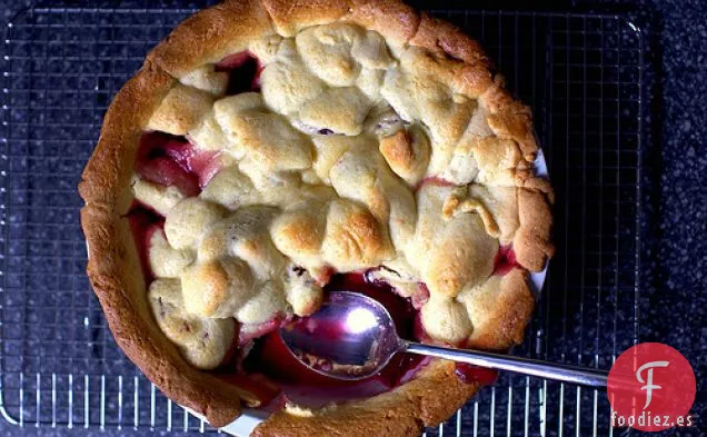 Tarta De Manzana Y Ciruela de una sola corteza