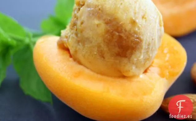 Helado De Albaricoque Asado Con Ondulación De Praliné De Almendras Best Li