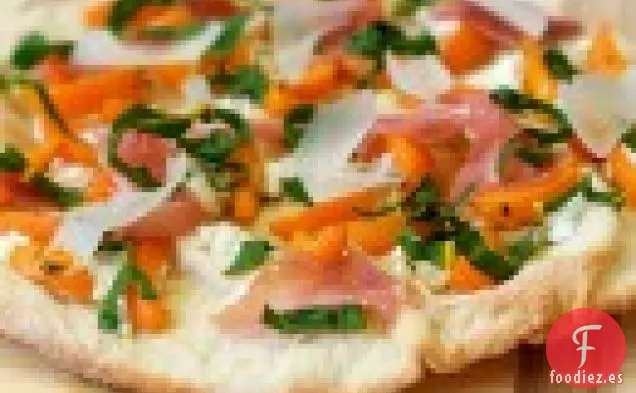Pizza De masa fina De Albaricoque Y Jamón