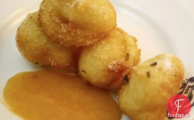 La Sexta Noche De Hanukkah: Buñuelos Con Azúcar De Lavanda Y Un
