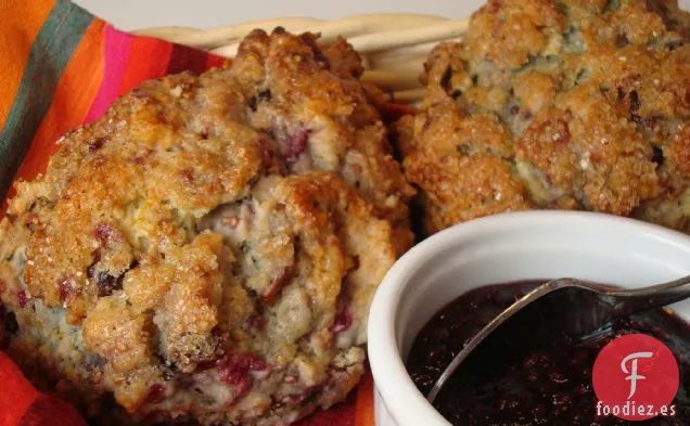 Galletas De Ricota Con Cerezas Secas, Albaricoques Y Frambuesas