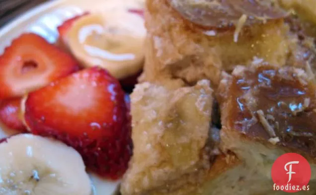 Tostada Francesa Horneada con Coco y Plátano Durante la noche