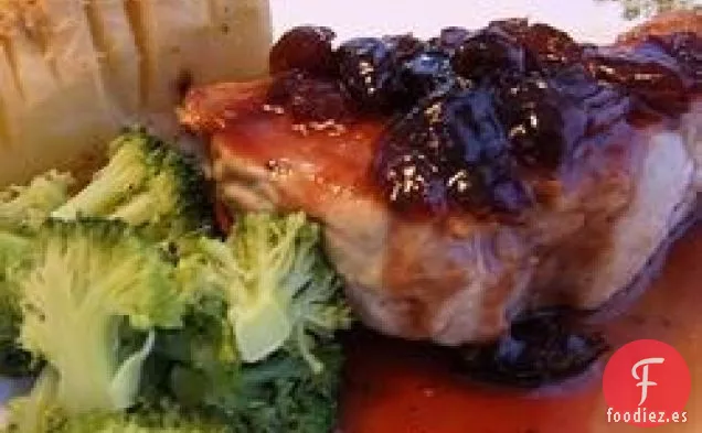 Chuletas De Cerdo Con Salsa De Cereza Negra