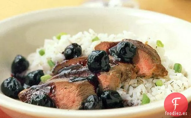 Pechuga de Pato con Salsa de Doble Cereza