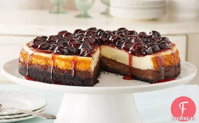 Tarta de Queso de Fondo Negro Glaseado con Cereza