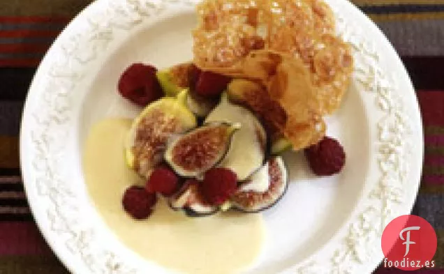 Higos Y Frambuesas Con Crema De miel De Lavanda