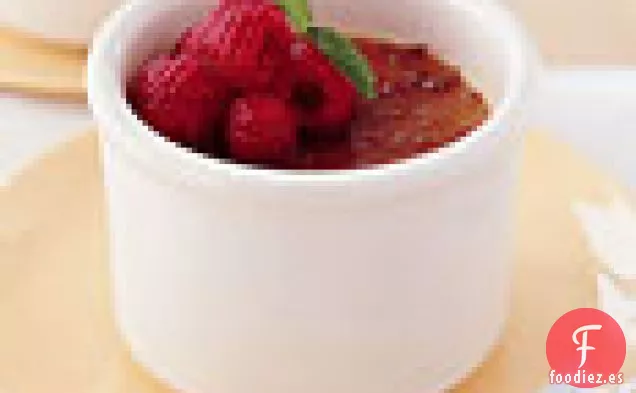 Crema Brûlée de Limón con Bayas Frescas