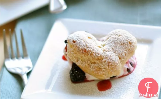 Eclairs de Limón y Mora para el Día de San Valentín