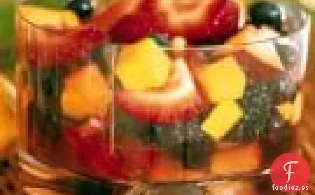 Ensalada De Frutas De Verano Con Sambuca