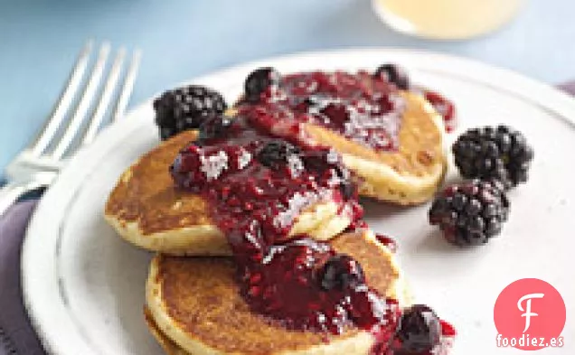Tortitas De trigo Integral Con Compota De Bayas