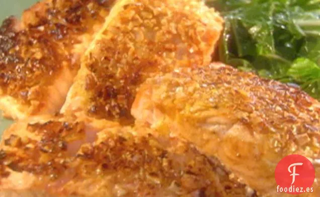 Salmón con Costra de Anacardo y Col China