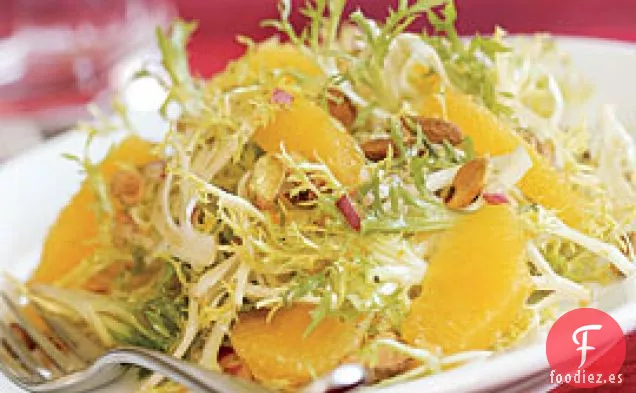 Ensalada Frisée Con Naranjas y Pistachos