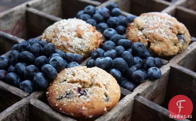 Muffins de Miga de Almendras y Arándanos
